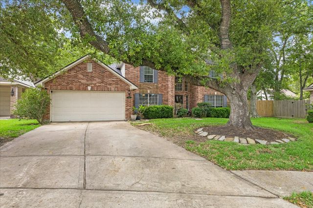 381 Oakshire Court, League City, TX 77573