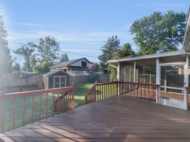 1113 Langwood Dr, Gallatin, TN 37066