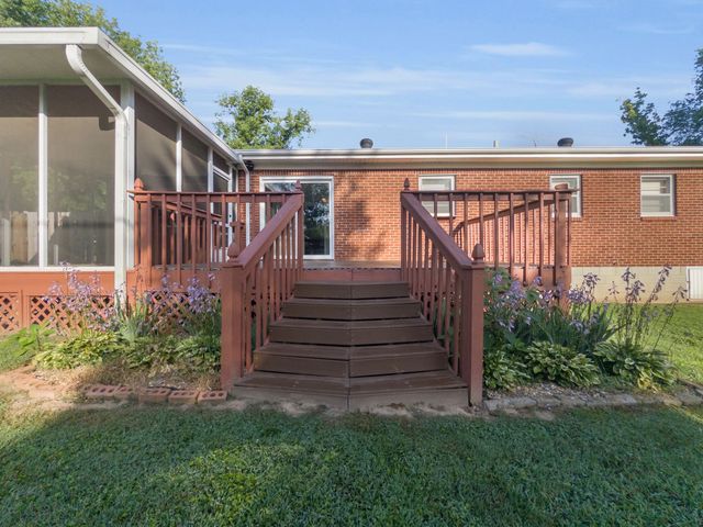 1113 Langwood Dr, Gallatin, TN 37066