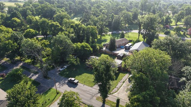 1113 Langwood Dr, Gallatin, TN 37066