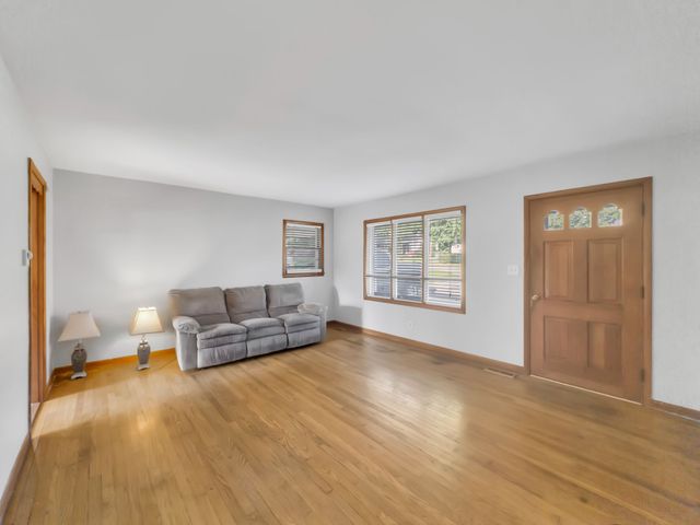 1113 Langwood Dr, Gallatin, TN 37066