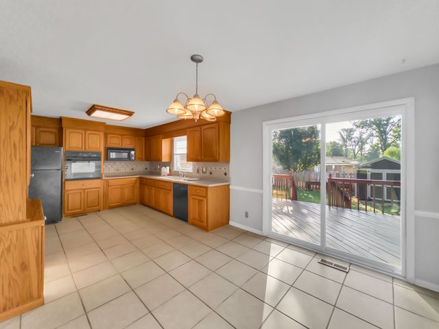 1113 Langwood Dr, Gallatin, TN 37066