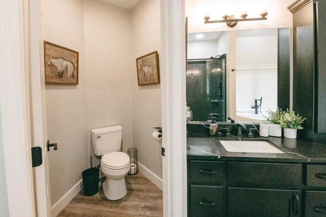 1740 W RIVER BLUFF CT, Columbia, MO 65201