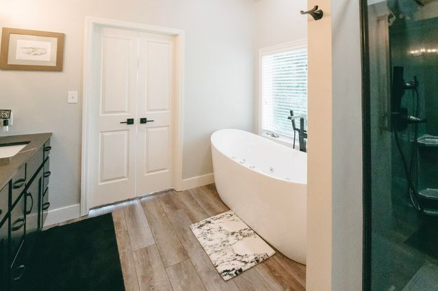 1740 W RIVER BLUFF CT, Columbia, MO 65201