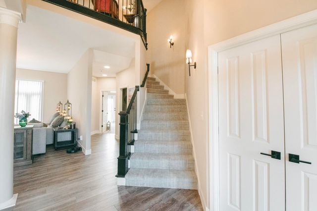 1740 W RIVER BLUFF CT, Columbia, MO 65201