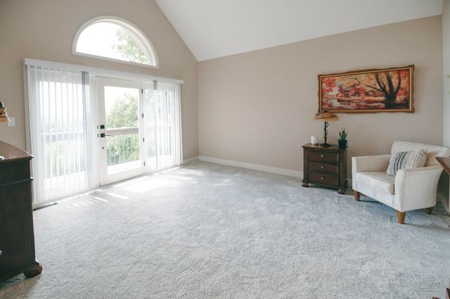 1740 W RIVER BLUFF CT, Columbia, MO 65201