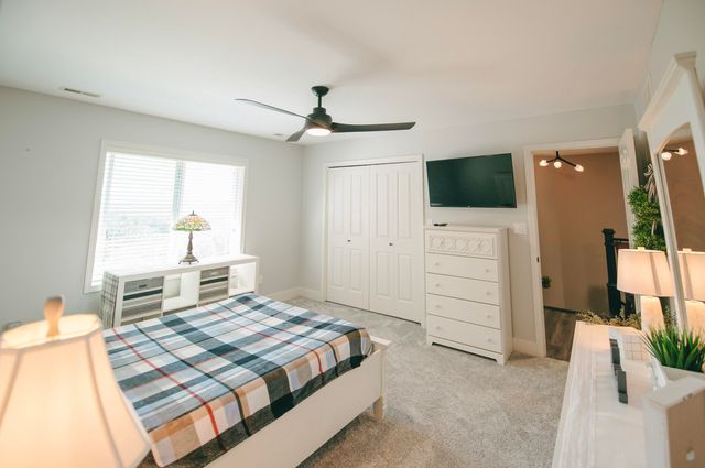 1740 W RIVER BLUFF CT, Columbia, MO 65201