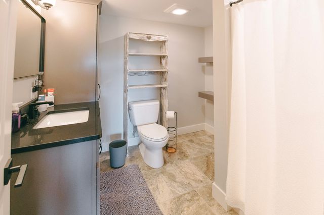 1740 W RIVER BLUFF CT, Columbia, MO 65201