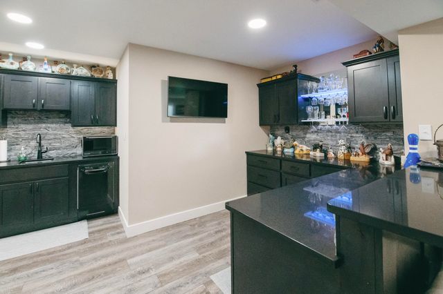 1740 W RIVER BLUFF CT, Columbia, MO 65201