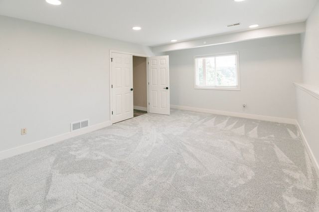 1740 W RIVER BLUFF CT, Columbia, MO 65201