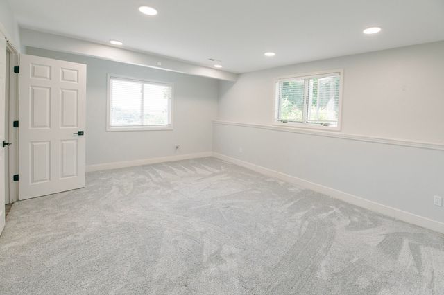 1740 W RIVER BLUFF CT, Columbia, MO 65201