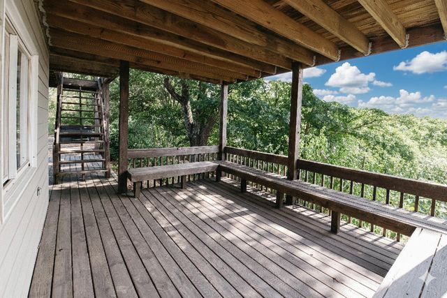 1740 W RIVER BLUFF CT, Columbia, MO 65201