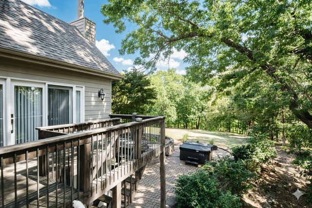 1740 W RIVER BLUFF CT, Columbia, MO 65201