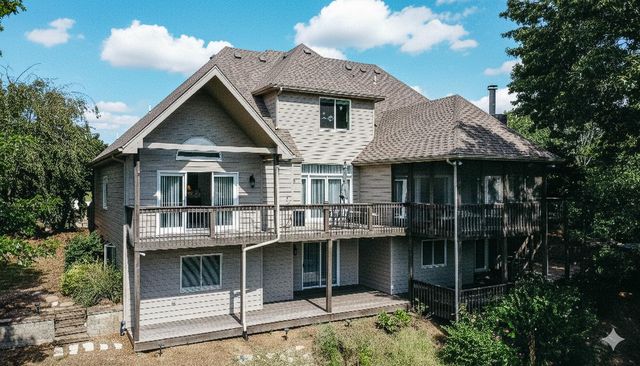 1740 W RIVER BLUFF CT, Columbia, MO 65201