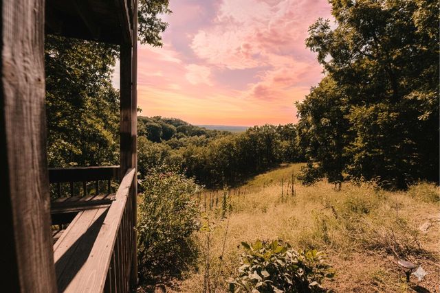 1740 W RIVER BLUFF CT, Columbia, MO 65201