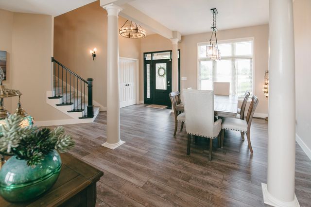 1740 W RIVER BLUFF CT, Columbia, MO 65201