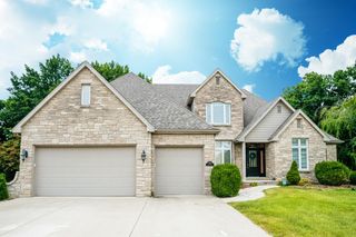 1740 W RIVER BLUFF CT, Columbia, MO 65201