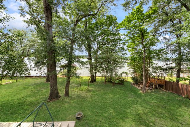928 Pelican Drive, Winnsboro, TX 75494