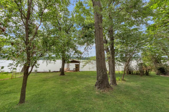 928 Pelican Drive, Winnsboro, TX 75494