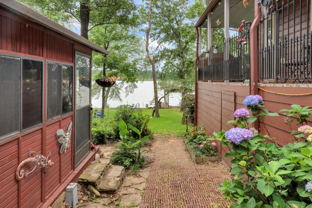 928 Pelican Drive, Winnsboro, TX 75494