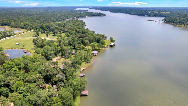 928 Pelican Drive, Winnsboro, TX 75494
