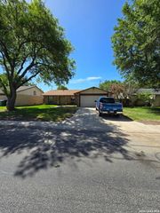 4626 WETZ DR, San Antonio, TX 78217