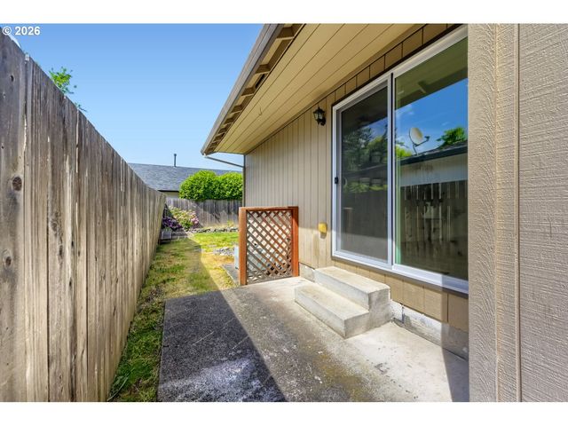 21645 Sw LOIS St, Beaverton, OR 97003