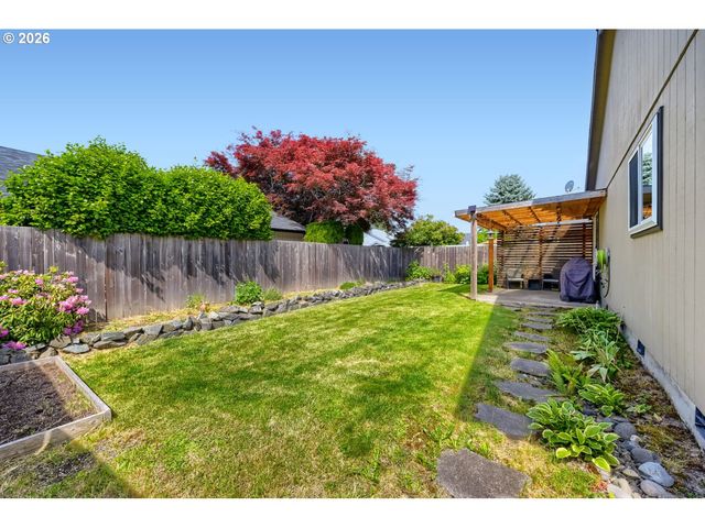 21645 Sw LOIS St, Beaverton, OR 97003
