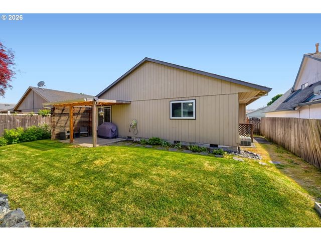 21645 Sw LOIS St, Beaverton, OR 97003