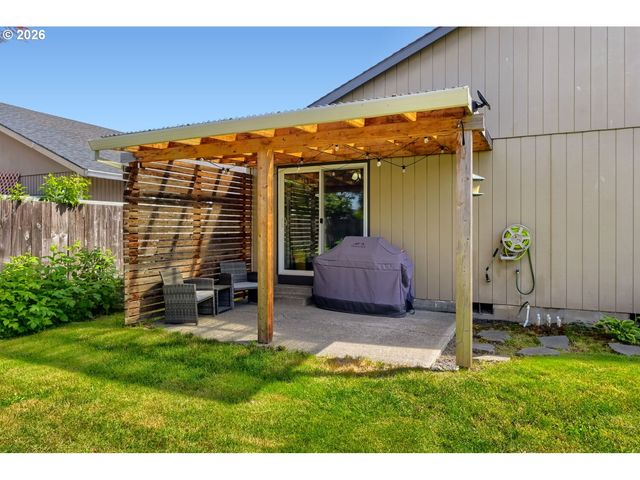 21645 Sw LOIS St, Beaverton, OR 97003