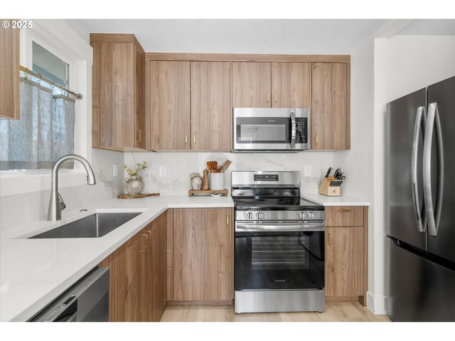 3710 N St, Vancouver, WA 98663