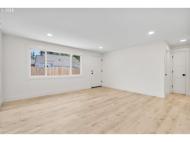 3710 N St, Vancouver, WA 98663