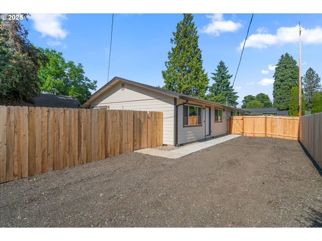 3710 N St, Vancouver, WA 98663