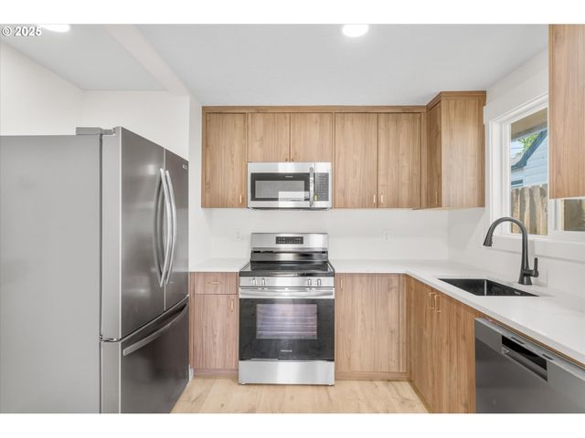 3710 N St, Vancouver, WA 98663