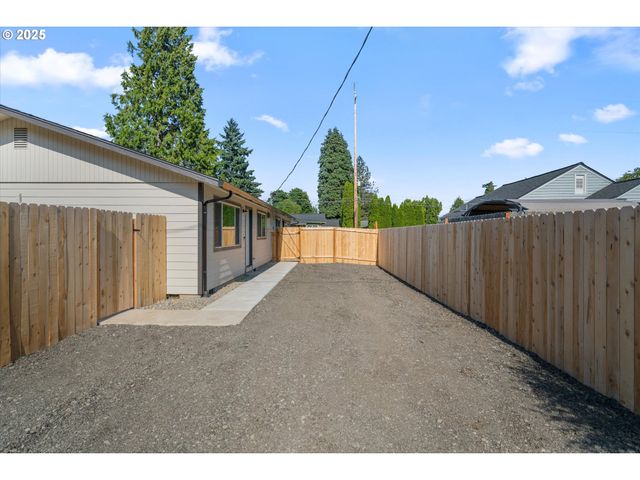 3710 N St, Vancouver, WA 98663