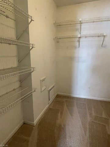 2316 Starfish Rd Apt 101, Virginia Beach, VA 23451