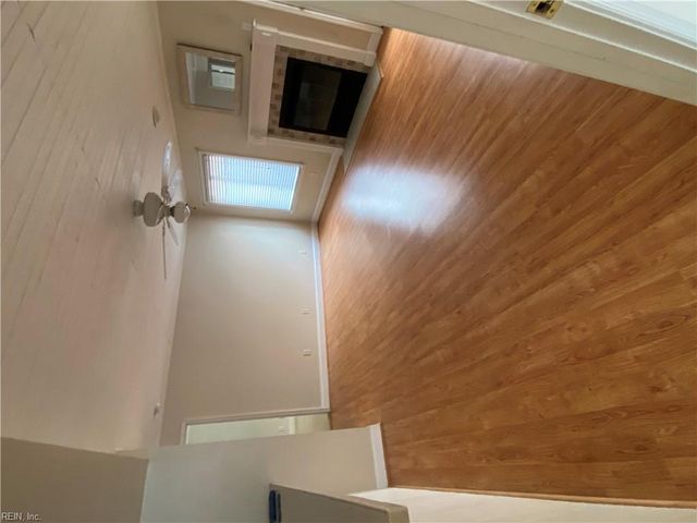 2316 Starfish Rd Apt 101, Virginia Beach, VA 23451