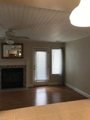 2316 Starfish Rd Apt 101, Virginia Beach, VA 23451