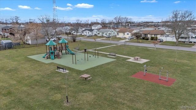 2965 Jerauld Avenue, Niagara Falls, NY 14305