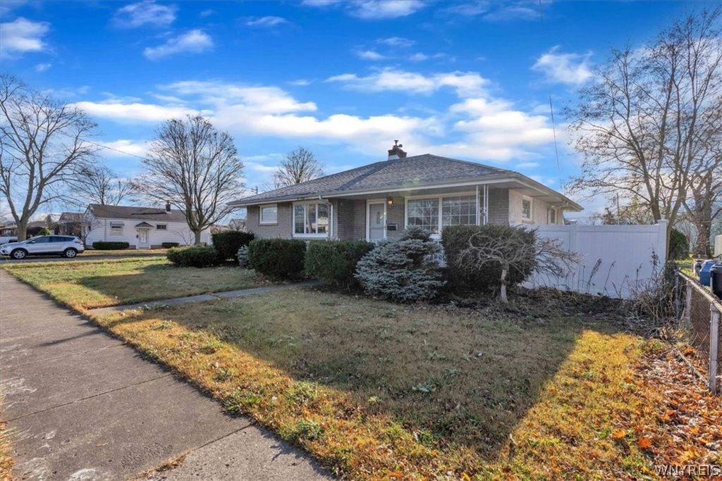 2965 Jerauld Avenue, Niagara Falls, NY 14305