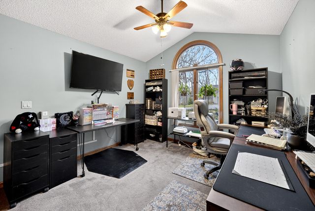 213 Lakeside Dr, Crossville, TN 38558