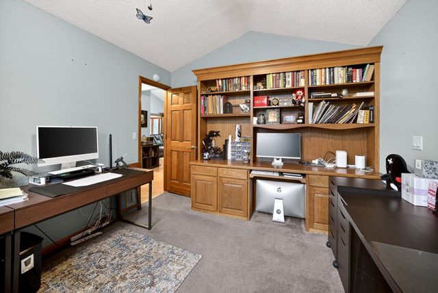 213 Lakeside Dr, Crossville, TN 38558