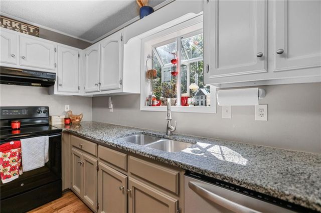 232 Lakewood Drive, Carrollton, GA 30117
