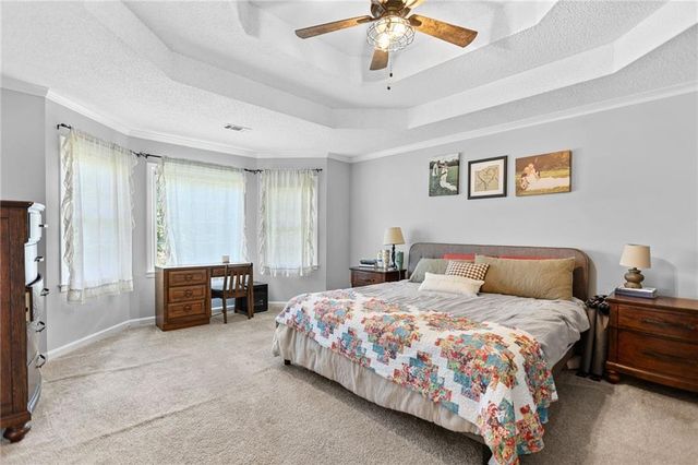 232 Lakewood Drive, Carrollton, GA 30117