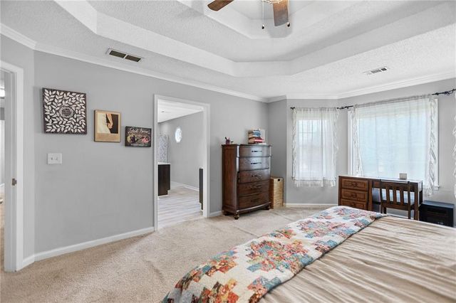 232 Lakewood Drive, Carrollton, GA 30117