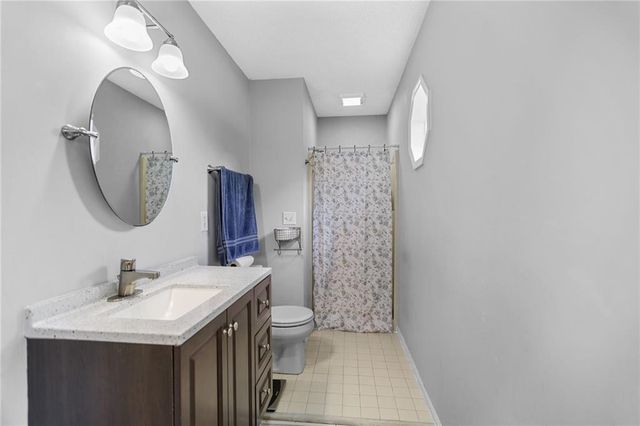 232 Lakewood Drive, Carrollton, GA 30117