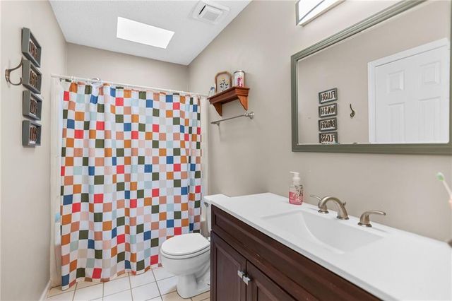 232 Lakewood Drive, Carrollton, GA 30117