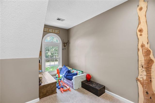 232 Lakewood Drive, Carrollton, GA 30117