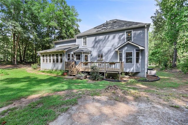 232 Lakewood Drive, Carrollton, GA 30117