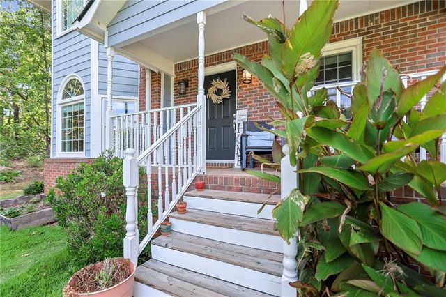 232 Lakewood Drive, Carrollton, GA 30117